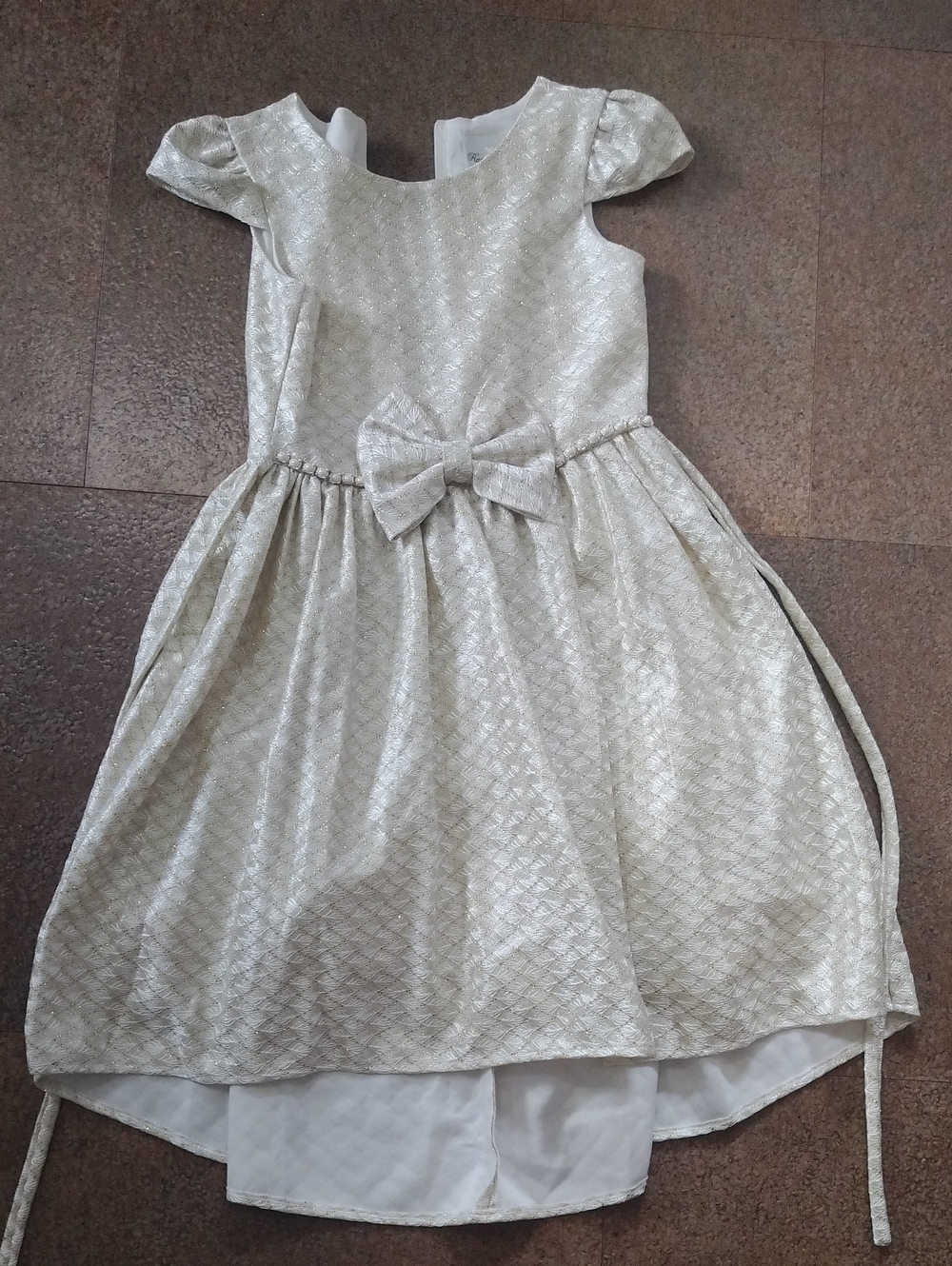 Rare Editions Shimmery Cream Bow-Accent Formal Dress